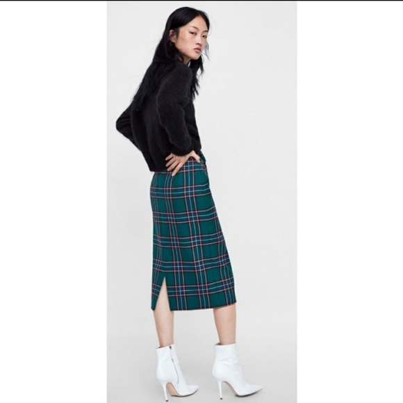 Zara Green Plaid Pencil Skirt - Picture 3 of 3